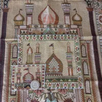 سجاده نماز نفیس و کاملا نو مناسب عروس|زیورآلات و اکسسوری|اصفهان, باغ دریاچه|دیوار