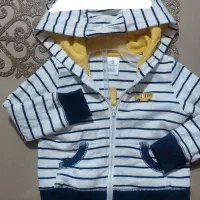 تعدادی لباس بچگانه در حد نو و کاملا تمیز|کفش و لباس بچه|اسلام‌شهر, شهرک لاله|دیوار