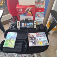 دستگاه نینتندو سوییچ  همراه بازی و کلی لوازم جانبی