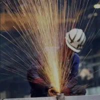 استخدام نیروی فنی ساده