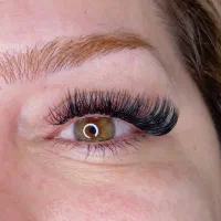 اکستنشن مژه اصولی و تار به تار فقط (۳۴۸)