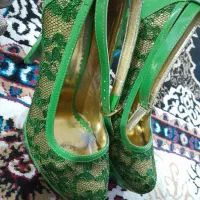 چهار جفت کفش مجلسی|کیف، کفش، کمربند|گالیکش, |دیوار