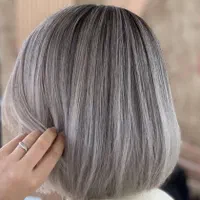 کوتاهی و رنگ و لایت