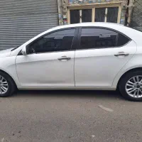 جک J5 اتومات، ۱۳۹۴، سفید، کم‌کارکرد|خودرو سواری و وانت|تهران, نعمت‌آباد|دیوار