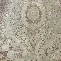 فرش ماشینی ۷۰۰شانه گل برجسته دیبای یزد