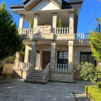 ویلا سه خواب استخر حیاطدار