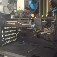 کیس گیمینگ همراه با مانیتور