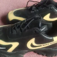 کفش اسپورت شماره ی ۳۷