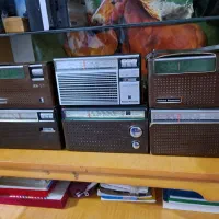 رادیو وضبط های قدیمی ژاپنی|کلکسیون اشیاء عتیقه|ملک‌آباد, |دیوار