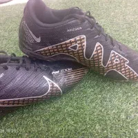 استوک نایک ایرزوم سایز ۴۰ به ۴۱ هم میخوره