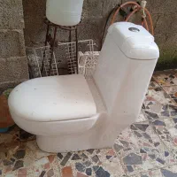 دستشویی فرنگی در حد نو