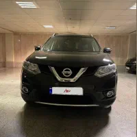 نیسان ایکس تریل مشکی(۲۰۱۶)