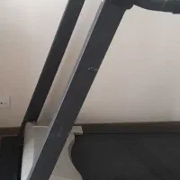 تردمیل در حد نو ۱۰ میلیون تومان