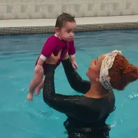 آموزش تخصصی شنای نوزادان survival swim