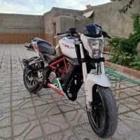 بنلی ۲۵۰