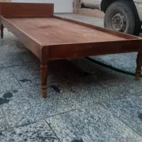 تخت خواب چوبی