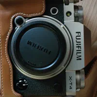 body fujifilm X-T4 with accessory|دوربین عکاسی و فیلم‌برداری|تهران, مهران|دیوار