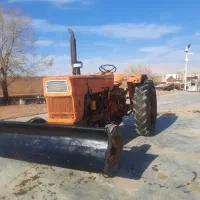 تراکتور رومانی بسیار تمیزو کم کار