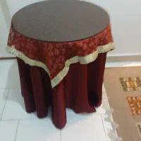 میز چوبی گرد