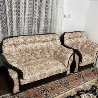 مبل  هفت نفره بسیار تمیز|مبلمان خانگی و میز عسلی|صومعه‌سرا, |دیوار