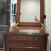 اینه و کنسول