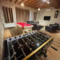 ویلا استخردار سویسی دوخواب مستقیم از مالک|اجارهٔ کوتاه‌مدت ویلا و باغ|رشت, بلوار گیلان|دیوار