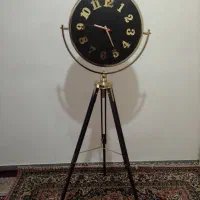 ساعت ایستاده نو نو زیبا قشنگ و سالم