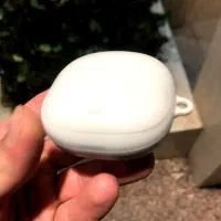 ایرپاد|پخش‌کننده همراه|اصفهان, باغ زرشک|دیوار