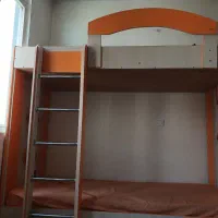 تخت دو طبقه