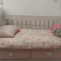 تخت نوزاد و کودک