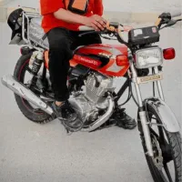 موتور 200همراه جهان رنگ نارنجی