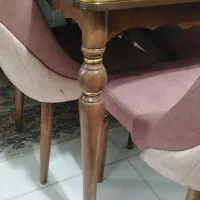 میز نهار خوری تمام چوب سالم وتمییز بدون خط وخش