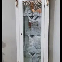 بوفه سفید در حد نو و میز تلویزیون