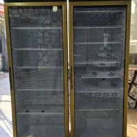 یک درب یخچال در ابعاد ۶۰،۷۰و۸۰ سانتیمتر