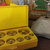 ترازو زرگری قدیمی نو نو|کلکسیون اشیاء عتیقه|شریفآباد, |دیوار