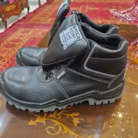 کفش کار ایمنی