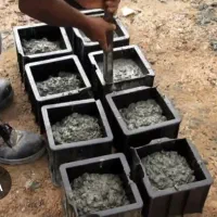 نیروی جوان جهت کار در آزمایشگاه بتن