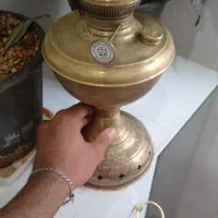 چراغ گردسوز عطیقه بسیار زیبا بدون ایراد کلکسیونی|کلکسیون اشیاء عتیقه|سمنان, |دیوار