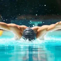 آموزش شنا به صورت خصوصی و نیمه خصوصی اقایان