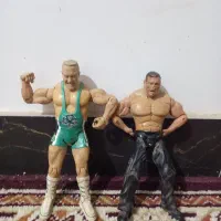 فروش آدم های کشتی کج