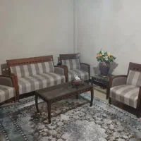 مبل هفت نفره ومیز جلو مبلی و دو عدد عسلی|مبلمان خانگی و میز عسلی|همدان, |دیوار