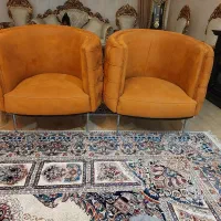 دوتا مبل تک رنگ نارنجی ..جنس پارچه مخمل ترک