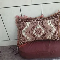 بالشت و پشتی