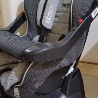 صندلی ماشین در حد نو