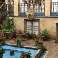 ویلائی 180متر زیربنا 360 متر 3 واحد مجزا سند ملکی