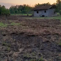 فروش زمین مسکونی با ویلای کلنگی