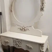 آیینه و کنسول چوبی