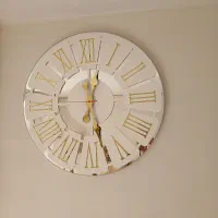 ساعت دیواری