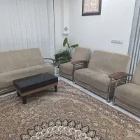 مبل مرتب و تازه تعمیر بدون کوچکترین ایراد|مبلمان خانگی و میز عسلی|مهاباد (آذربایجان غربی), |دیوار