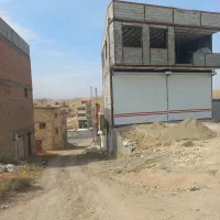 ملکه-بر-خیابان-45-متری-مقداد